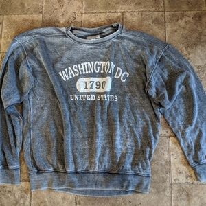 Vineyard Crew hoodie size S